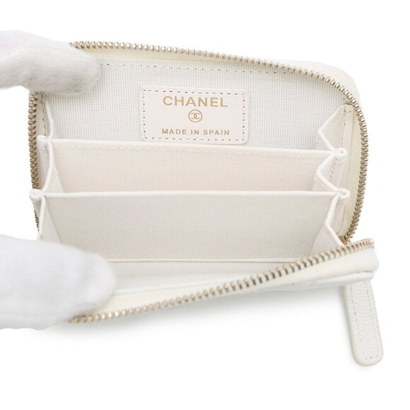CHANEL Authentic White Caviar Leather Logo Wallet - Picture 4 of 9